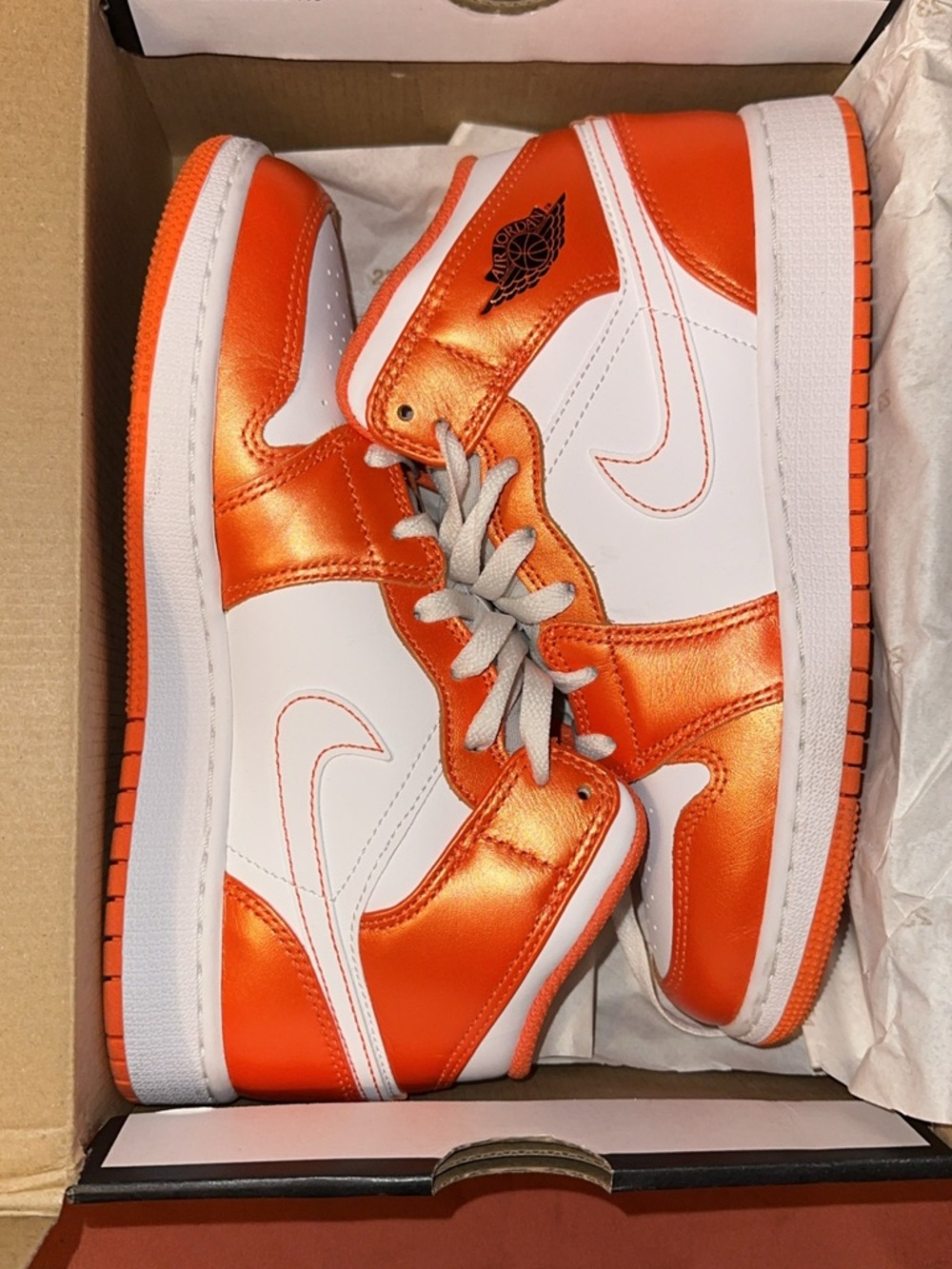 Jordan 1 Mid SE